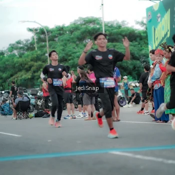 Runner Photo 3840259
