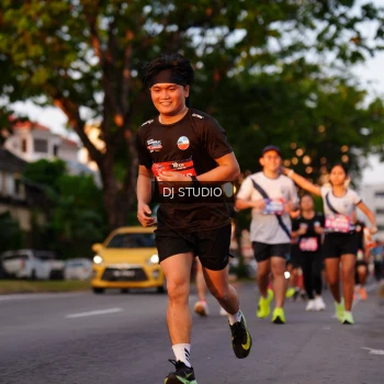 Runner Photo 3840263