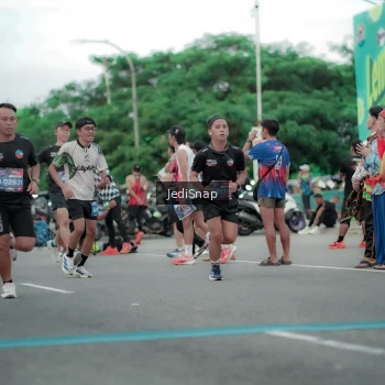 Runner Photo 3840400