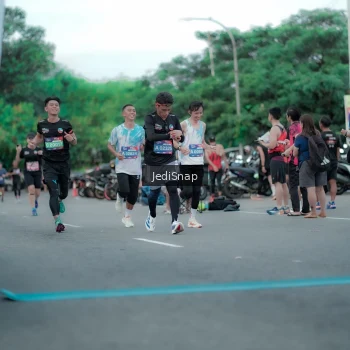 Runner Photo 3840460