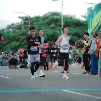 Runner Photo 3840469