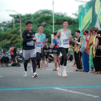 Runner Photo 3840501