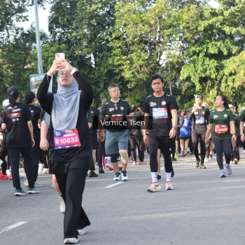 Runner Photo 3840574