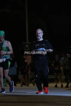 Runner Photo 3840685