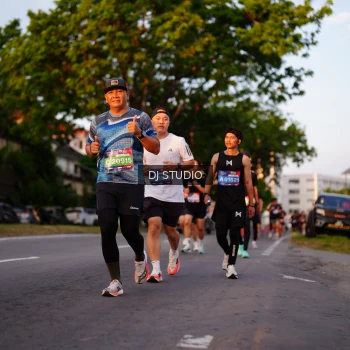 Runner Photo 3840754