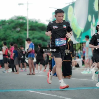 Runner Photo 3840800