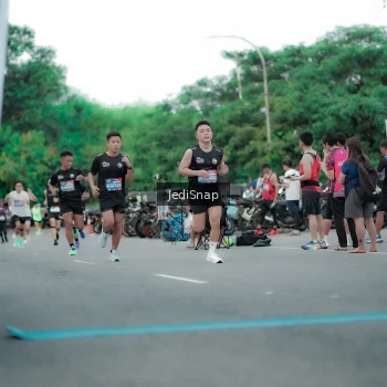 Runner Photo 3840936