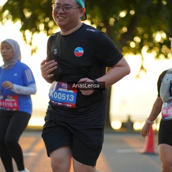 Runner Photo 3840999