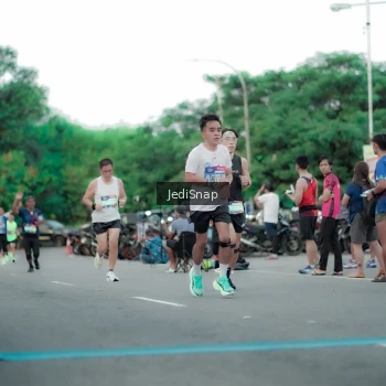 Runner Photo 3841040