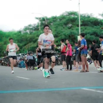 Runner Photo 3841054