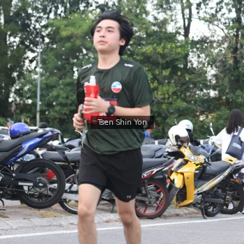 Runner Photo 3841117