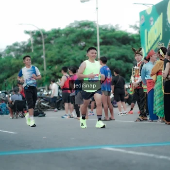 Runner Photo 3841181