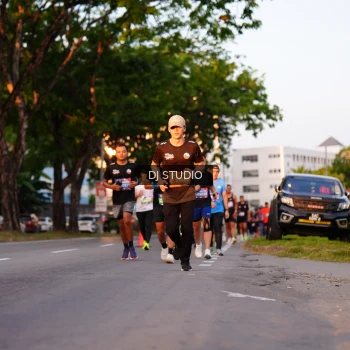 Runner Photo 3841335