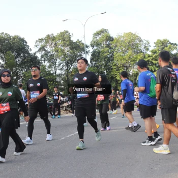 Runner Photo 3841376
