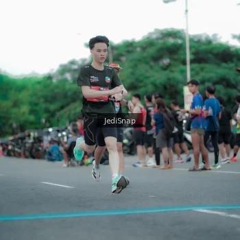 Runner Photo 3841379