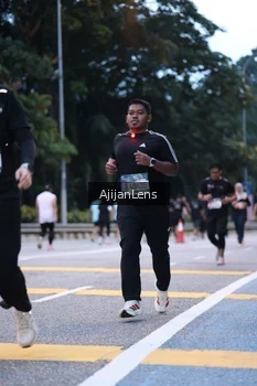 Runner Photo 3841631