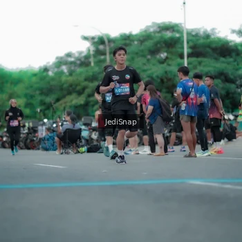 Runner Photo 3841687