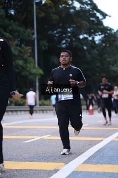 Runner Photo 3841702