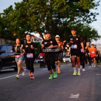 Runner Photo 3841710