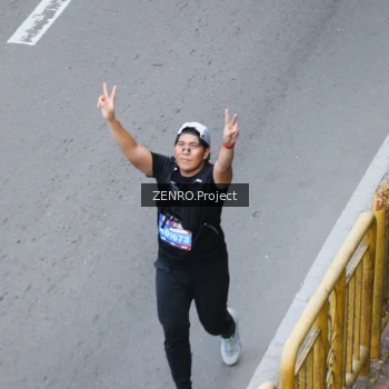 Runner Photo 3841800