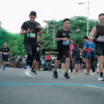 Runner Photo 3841835