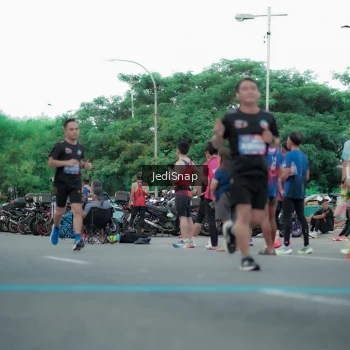 Runner Photo 3841855