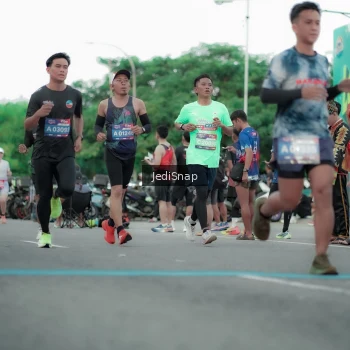 Runner Photo 3842017
