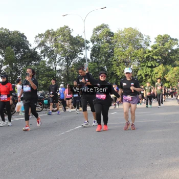 Runner Photo 3842047