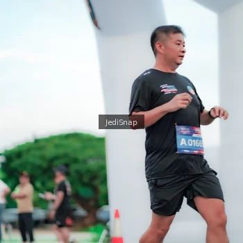 Runner Photo 3842181
