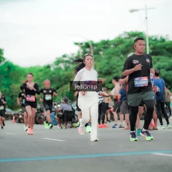 Runner Photo 3842193