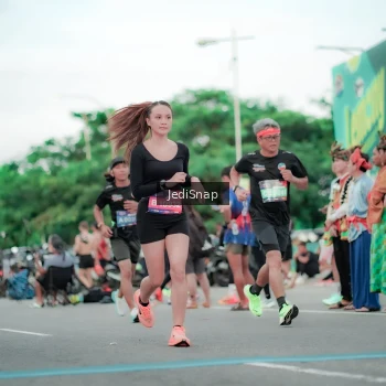 Runner Photo 3842263