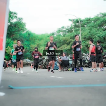 Runner Photo 3842319