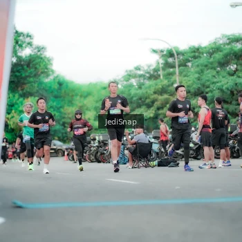 Runner Photo 3842347