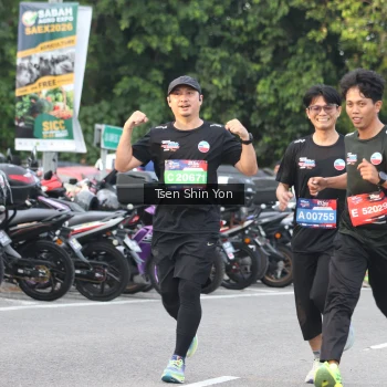 Runner Photo 3842401