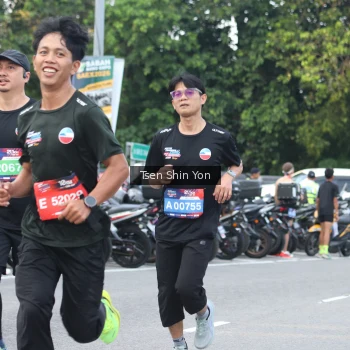 Runner Photo 3842420