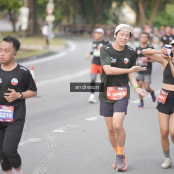 Runner Photo 3842555
