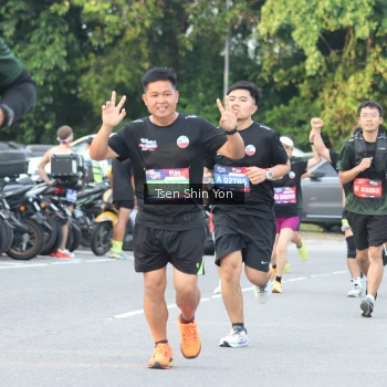 Runner Photo 3842592