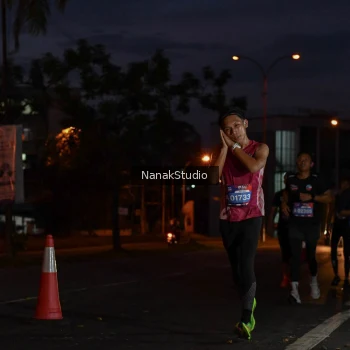 Runner Photo 3842630