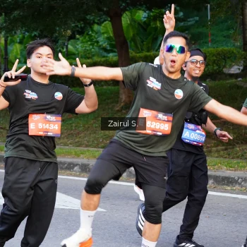Runner Photo 3842631