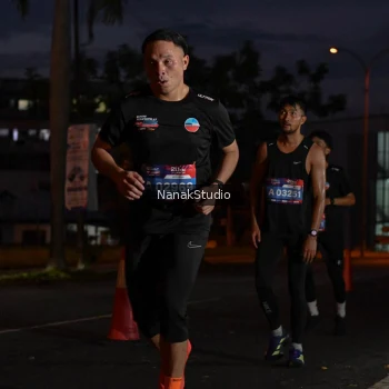 Runner Photo 3842654