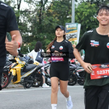 Runner Photo 3842902