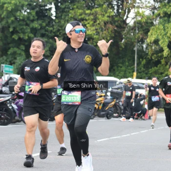 Runner Photo 3842911