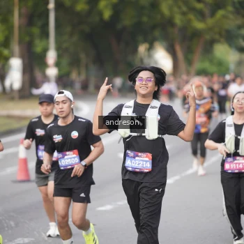 Runner Photo 3842996