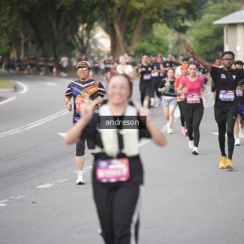 Runner Photo 3843014