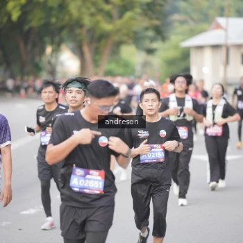 Runner Photo 3843042