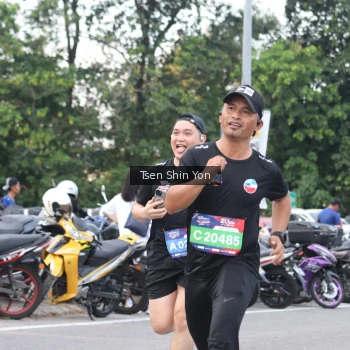 Runner Photo 3843054