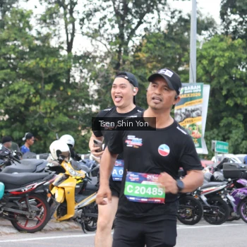 Runner Photo 3843060