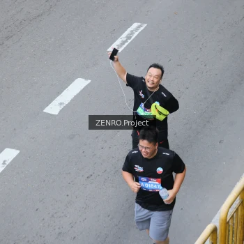 Runner Photo 3843136