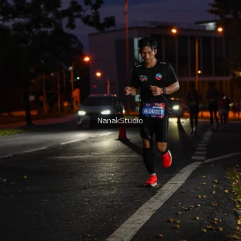 Runner Photo 3843178
