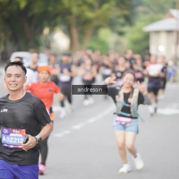 Runner Photo 3843324
